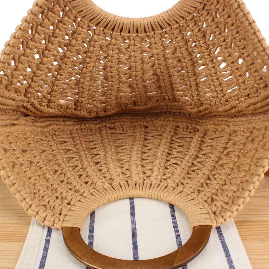 Handbag with fringed macrame design Skanto