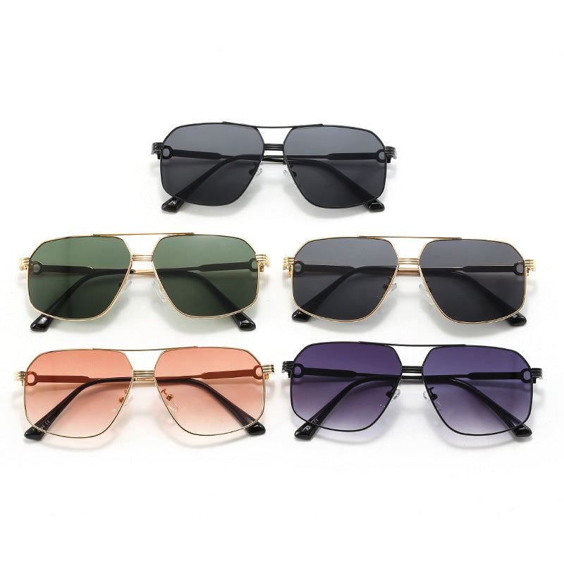 Dame stilige oversized solbriller med diamantformet ramme Skanto