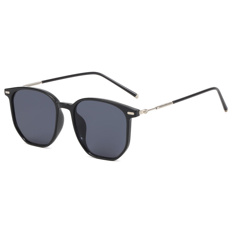 Dame Modisk Brille i tidløs kvadratisk design Skanto