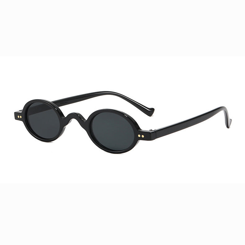 Dame rund solbrille i retrostil Skanto