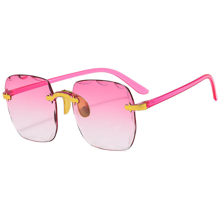Dame oversized solbriller med unike designelementer Skanto