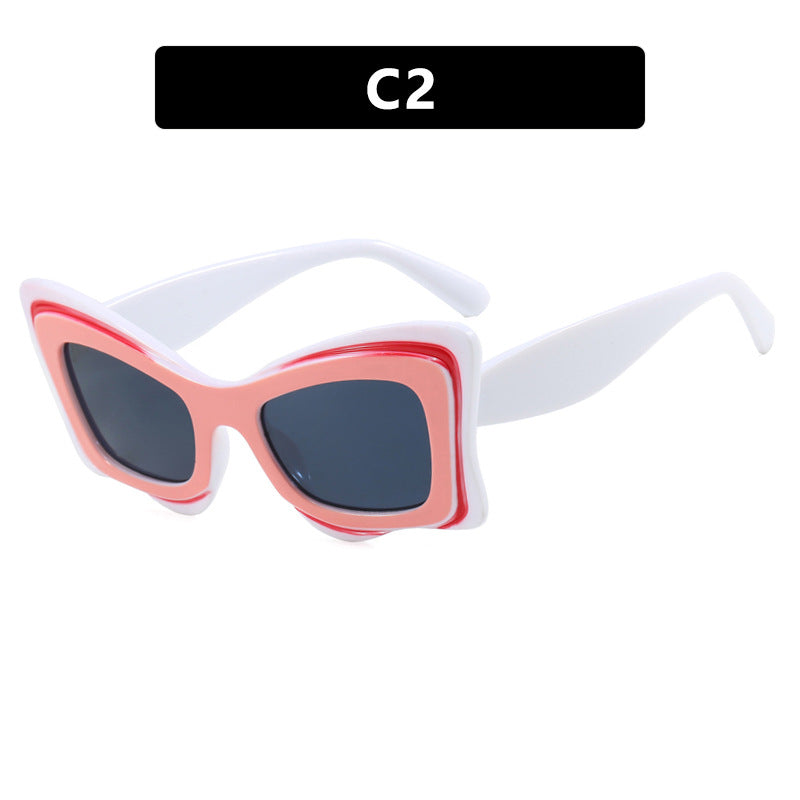 Dame oversized solbrille i ekstravagant design Skanto