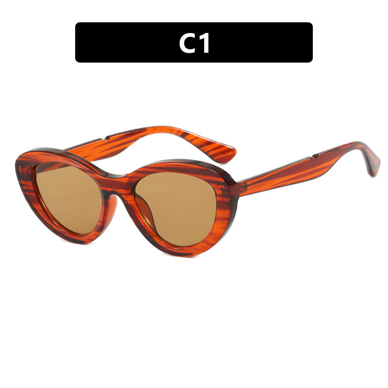 Dame Cat-Eye solbriller med stilfull plastramme og polariserte glass Skanto