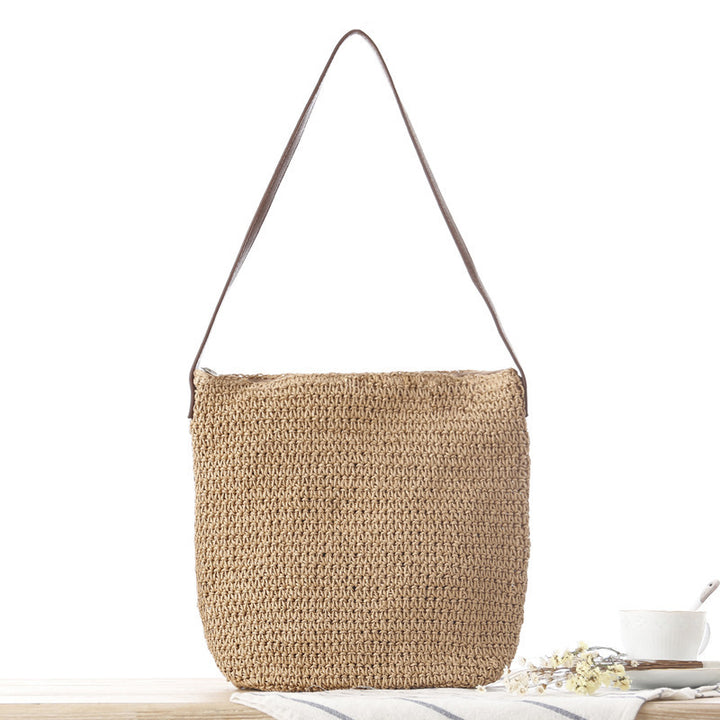Handbag made of hand-knotted natural material with adjustable shoulder strap Skanto
