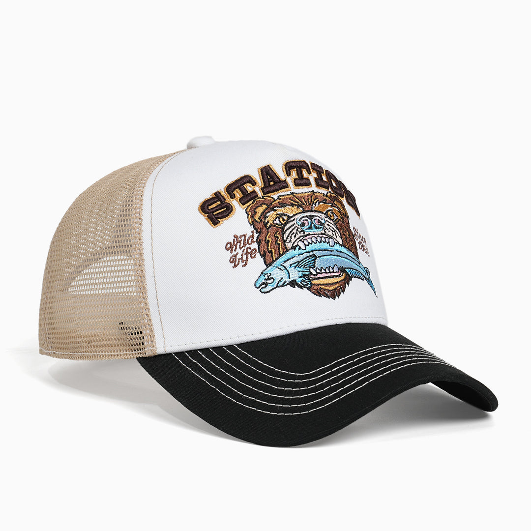 Dame Trucker Caps med stort broderimotiv Skanto