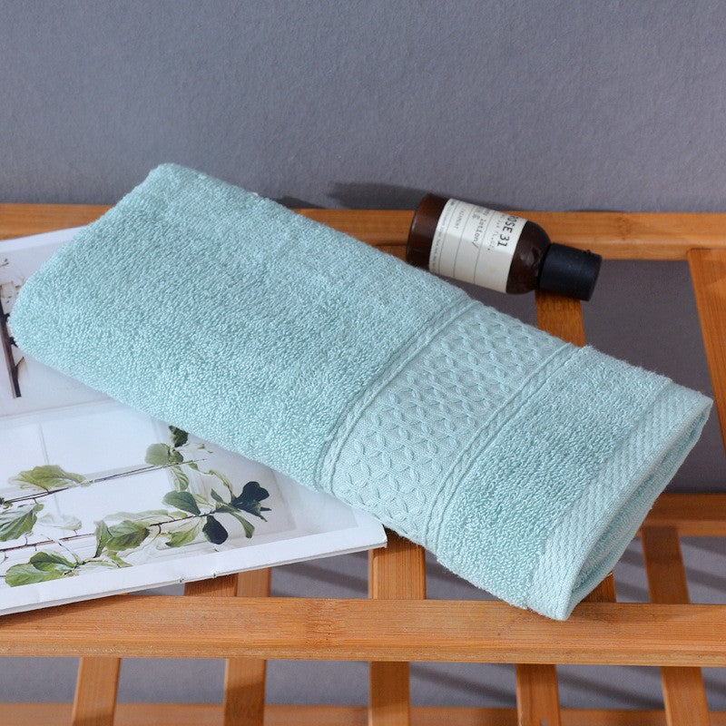 High-quality terry bath towel with elegant texture Skanto