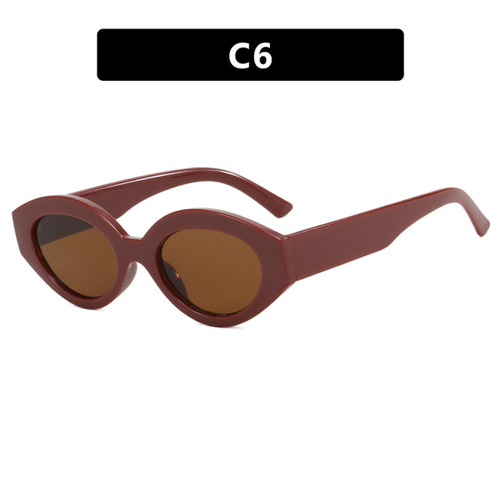 Dame kreativ solbrille i elegant retro-stil Skanto