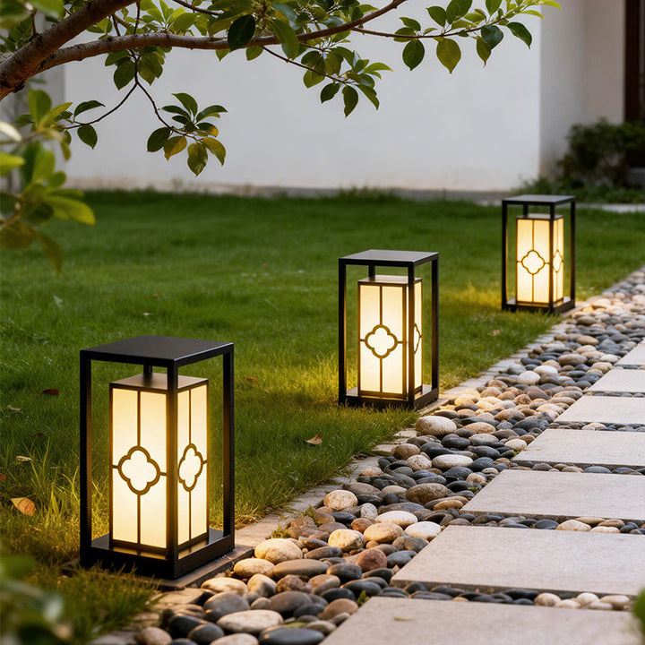 Japansk-inspirert LED utendørs lanterne med tre ramme Skanto