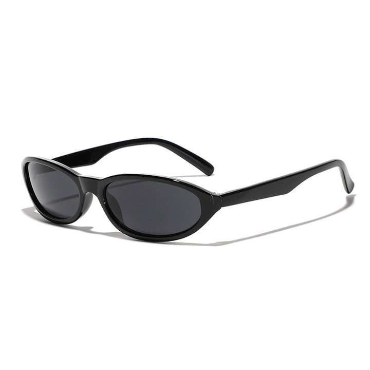 Dame motetrender solbrille i stilfullt retrodesign Skanto