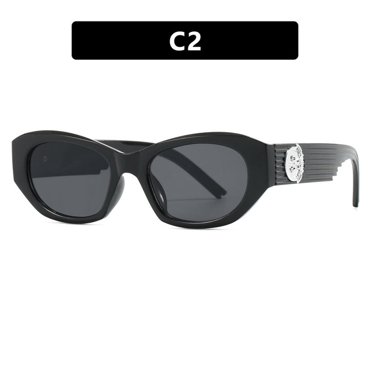 Dame moter Cat-Eye solbrille med markant design og luksuriøse detaljer Skanto