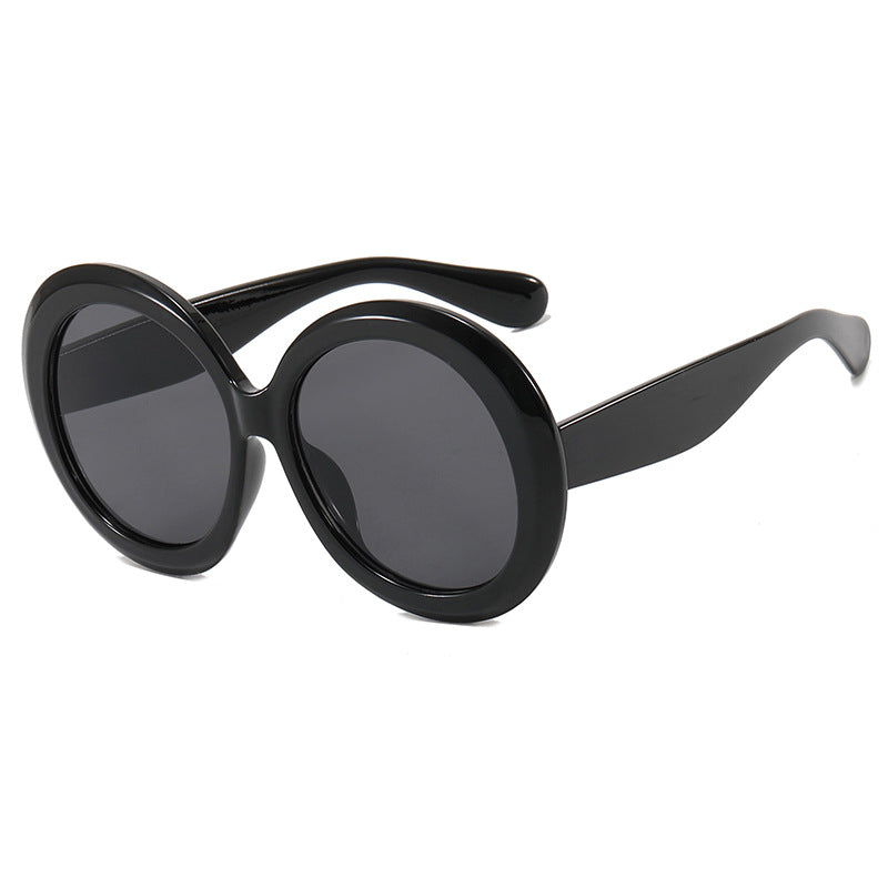 Dame moteriktig solbrille med stor ramme og UV-beskyttelse Skanto