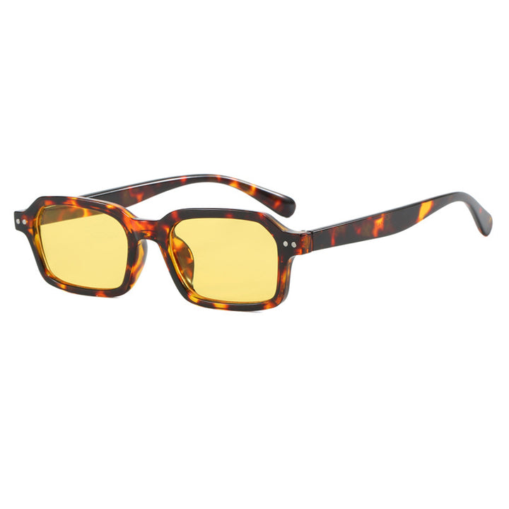 Dame moterik quadratisk solbrille i urban design Skanto