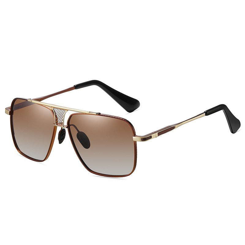 Dame Kvadratisk Solbrille med stilfull metallramme og høykvalitets UV-beskyttelse Skanto