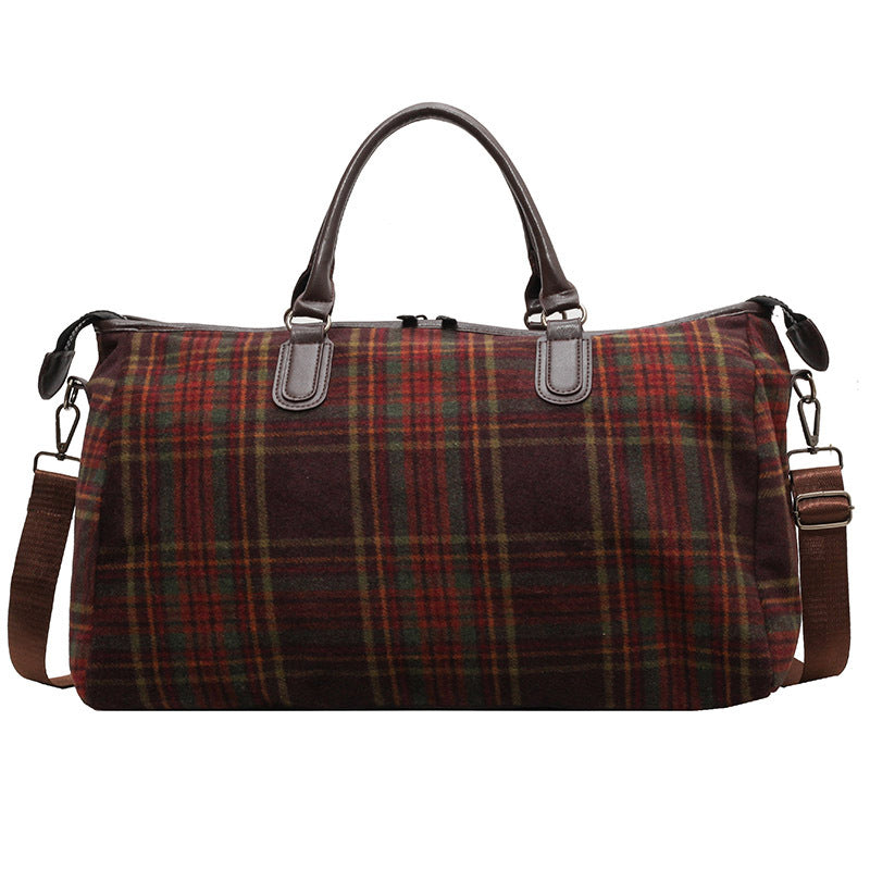 Sporty multi-purpose duffel bag with robust interior and durable handles Skanto