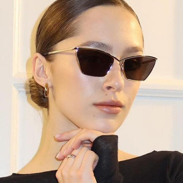 Dame Cat-Eye solbriller med stilfull metallramme og UV-beskyttelse Skanto