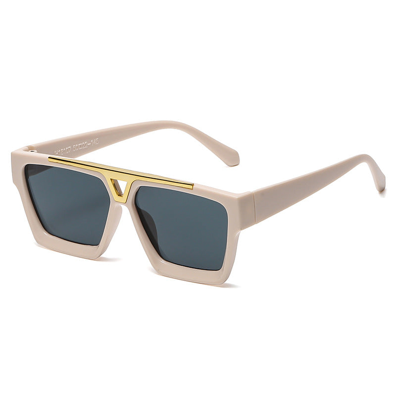 Dame oversized solbriller i stilfullt skilpadde-design Skanto