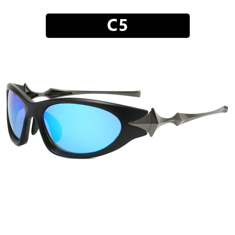 Dame futuristisk sports solbrille med ergonomisk design Skanto