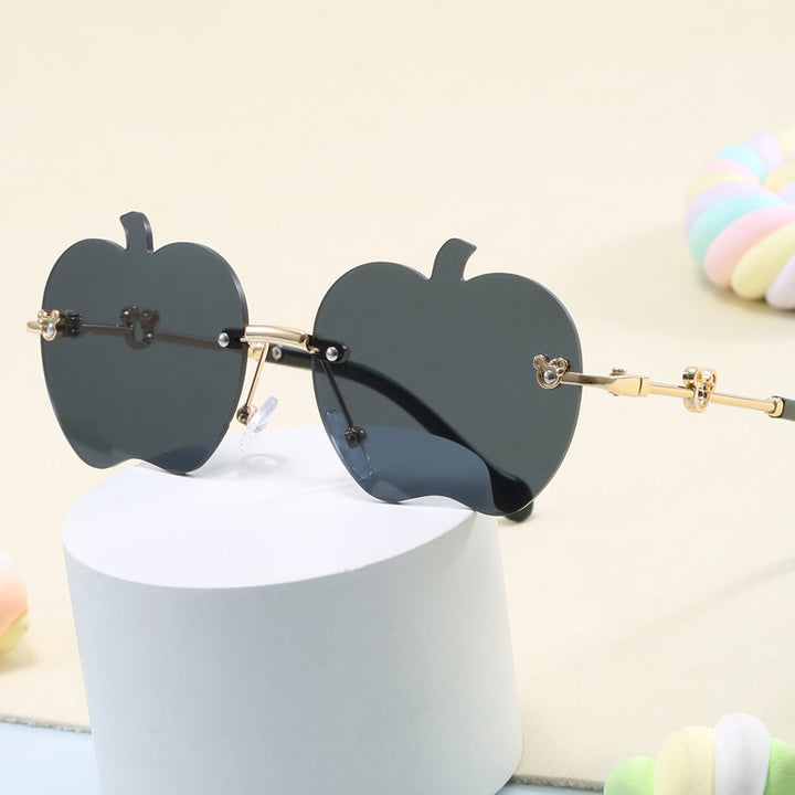 Dame solbrille i unikt epledesign Skanto