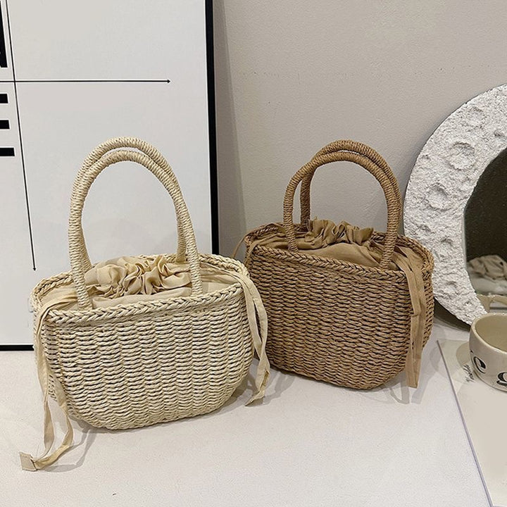 Håndlaget stråhåndveske Skanto