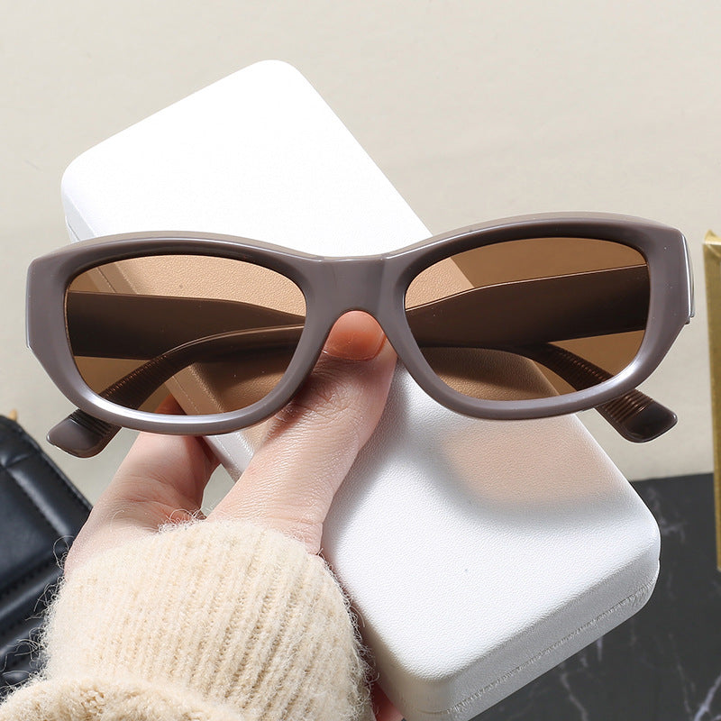 Dame moteriktig Cat-Eye solbrille med fleksibel ramme og UV-beskyttelse Skanto