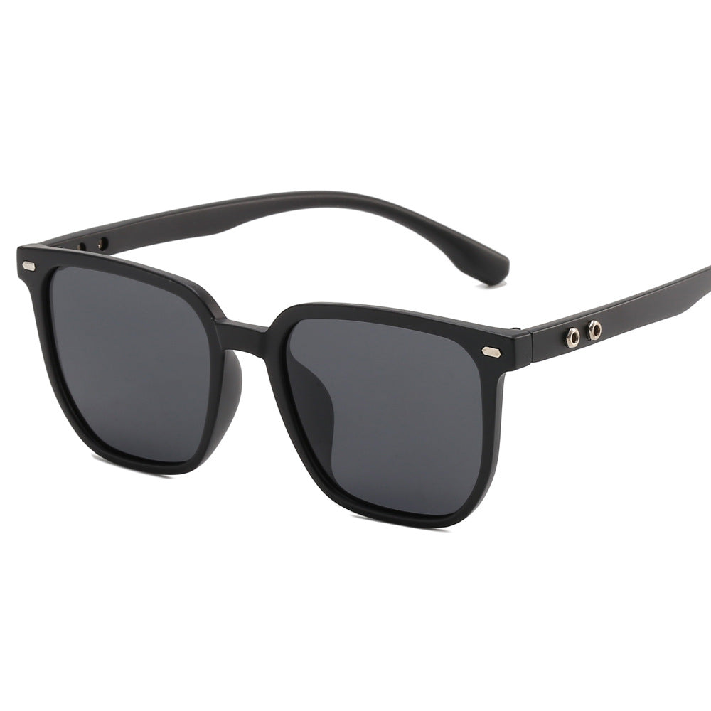 Dame moteriktig solbrille i trendy skilpaddemønster Skanto