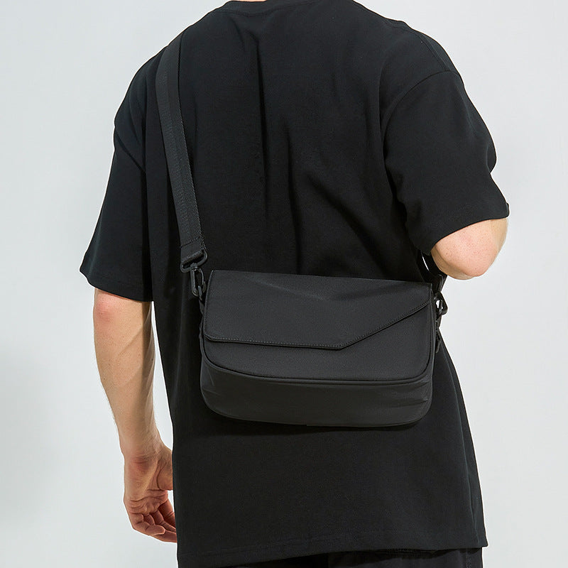 Sleek Justerbar Crossbody Veske Skanto