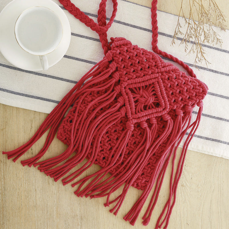 Macrame crossover bag with elegant fringe detail Skanto