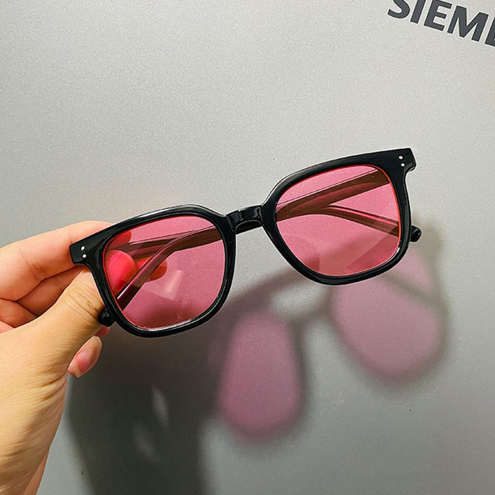 Damer Cat-Eye solbriller med moderne ramme og UV-beskyttelse Skanto