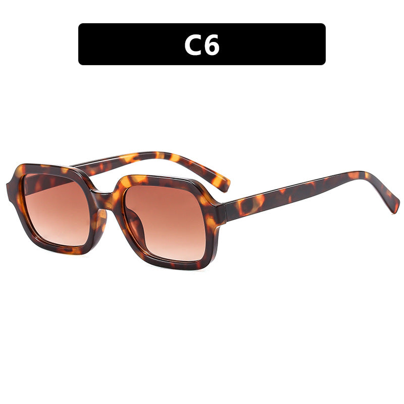 Dame kvadratisk solbrille i elegant design Skanto