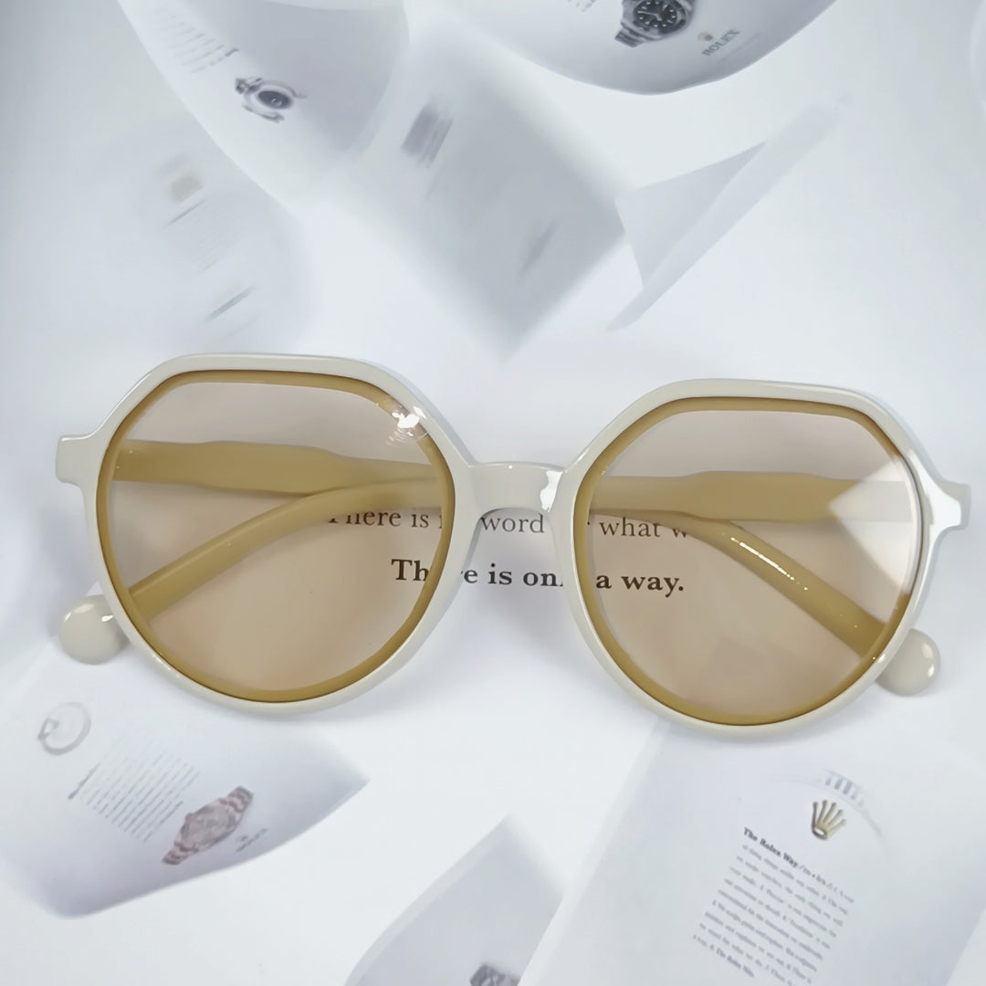 Dame Geometrisk solbrille med ekstravagant aksent Skanto
