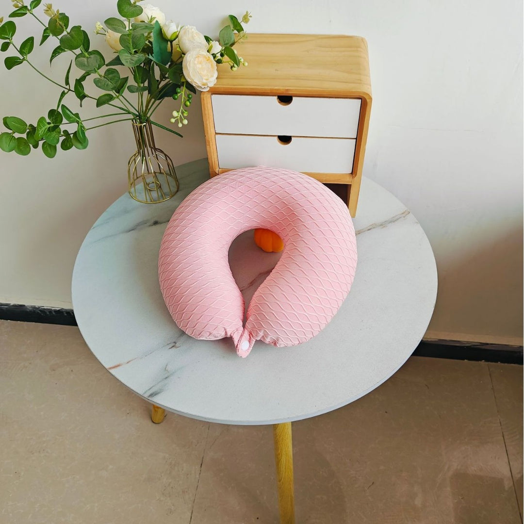 Unisex nakkestøtte med ergonomisk design og avtakbart trekk Skanto