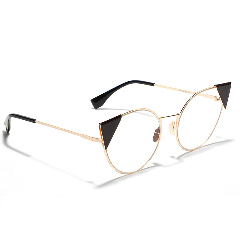 Dame moter Cat-Eye solbriller med stilige aksenter Skanto