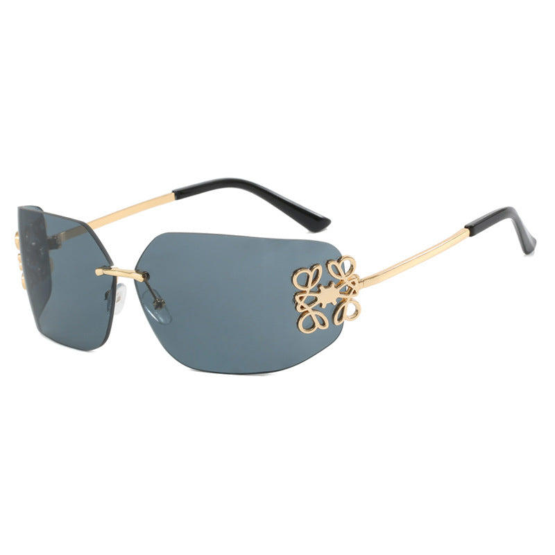 Damer ekstravagant utformet solbrille med elegante dekorasjoner Skanto
