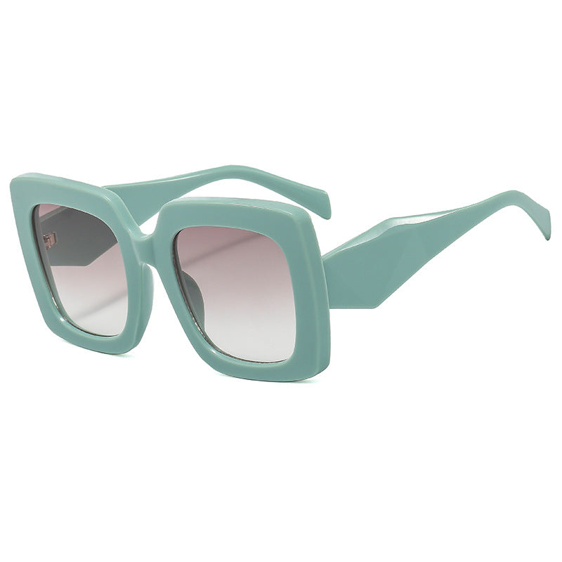 Dame oversized solbriller i markant kvadratisk design Skanto