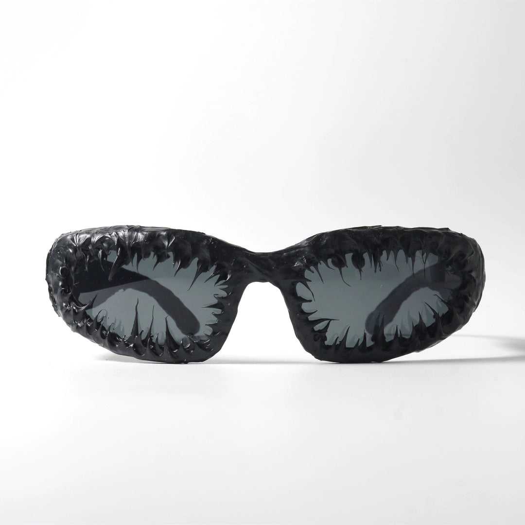 Damer kreativ design-solbrille med unik strukturert ramme Skanto