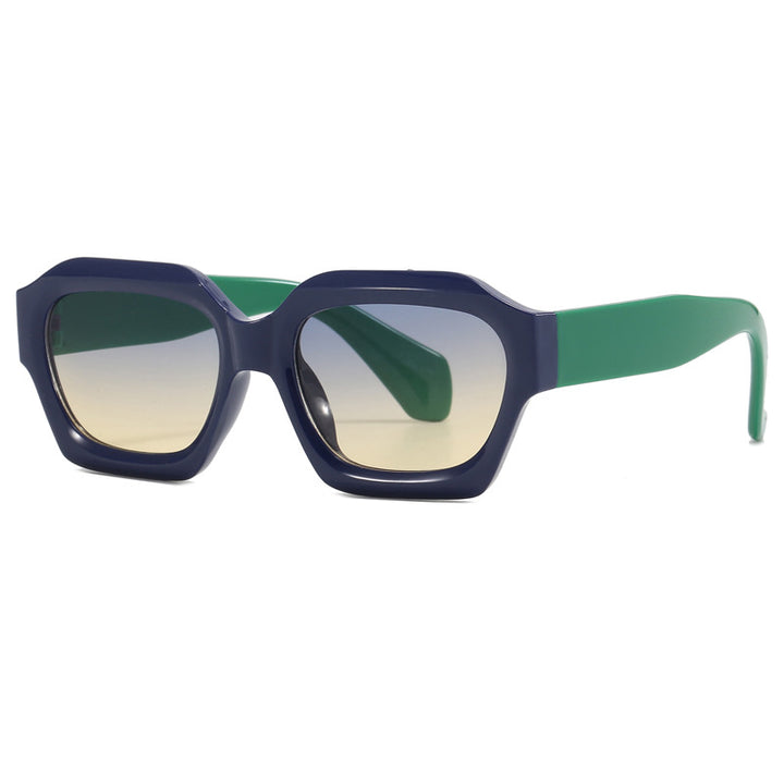 Dame moteriktig solbrille i innovativ design Skanto
