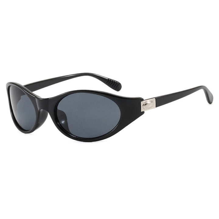 Dame stilfull solbrille i elegant ovalt design med beskyttende UV-filter Skanto