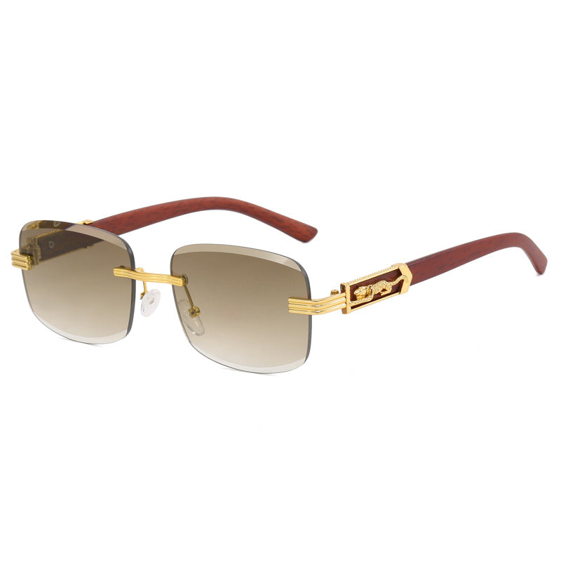 Dame designer solbrille med luksuriøse accenter Skanto