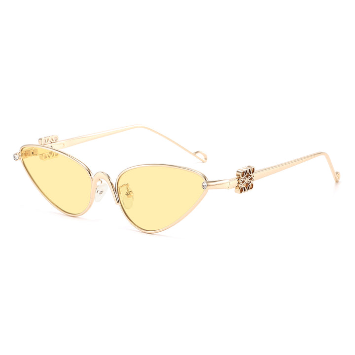 Dame Cat-Eye solbriller med elegante detaljer og UV-beskyttelse Skanto