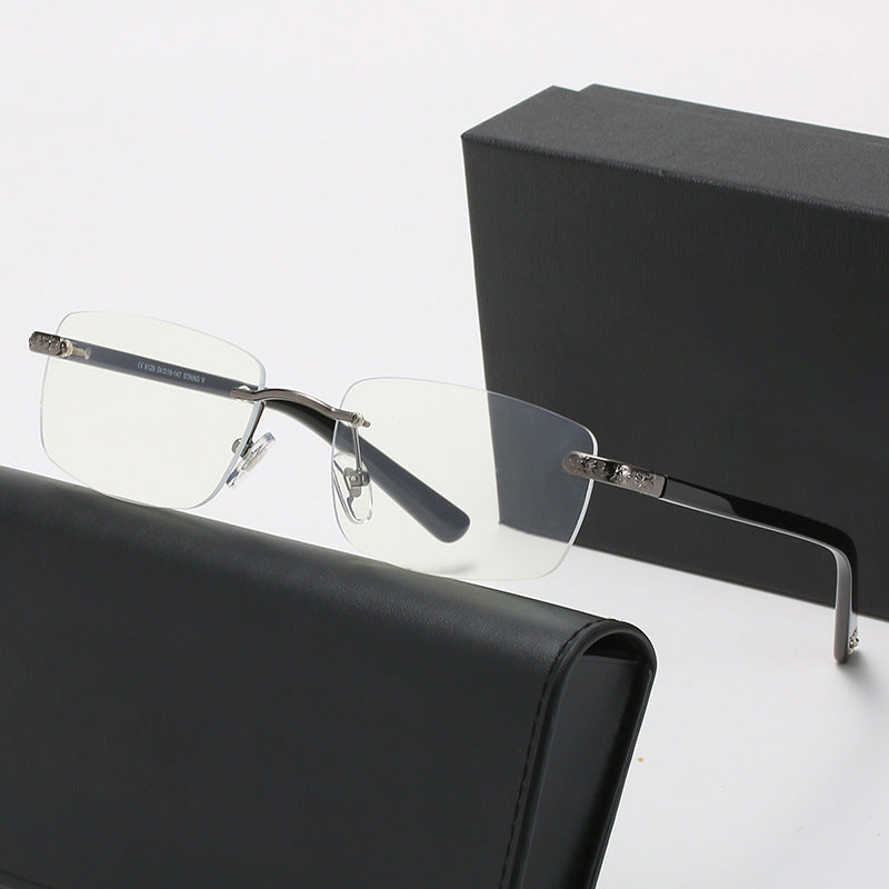 Damer stilige halvmontasje briller med komfortable nesepuder og elegant design Skanto