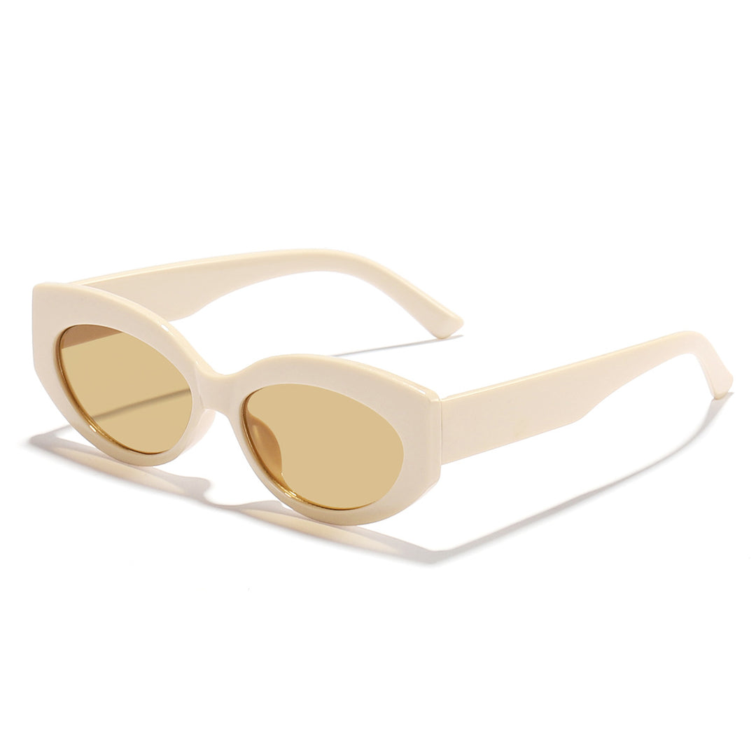 Dame Cat-Eye solbriller med lekent gjennomsiktig design Skanto