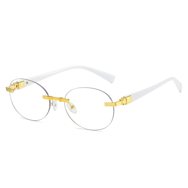 Dame motefull solbrille med gjennomsiktig ramme og fleksibel nesestøtte Skanto