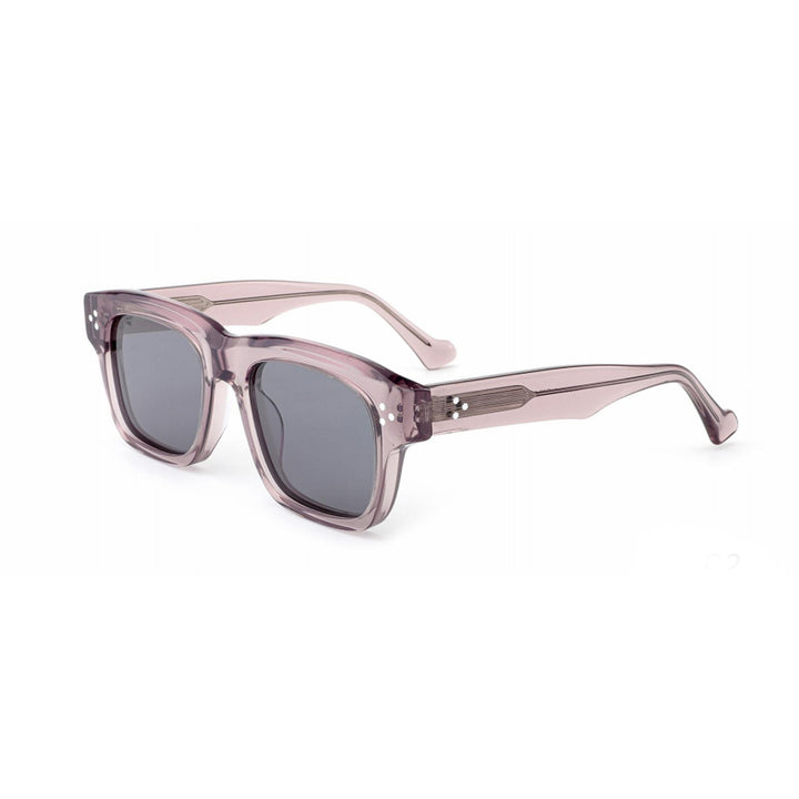 Dame designer solbrille i retro-inspirert kvadratdesign med høykvalitets plastramme Skanto