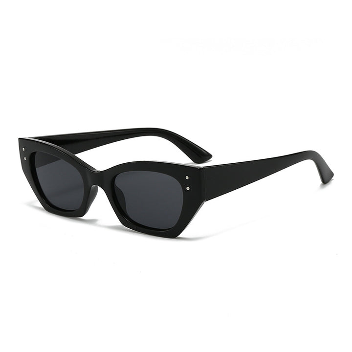 Dame moderne motefull solbrille i innovativt design Skanto
