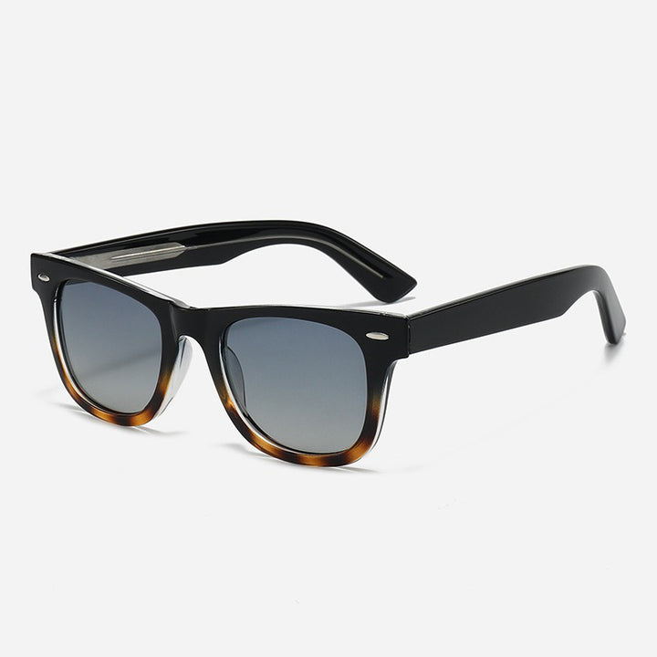 Dame klassisk solbrille med tidløst design Skanto