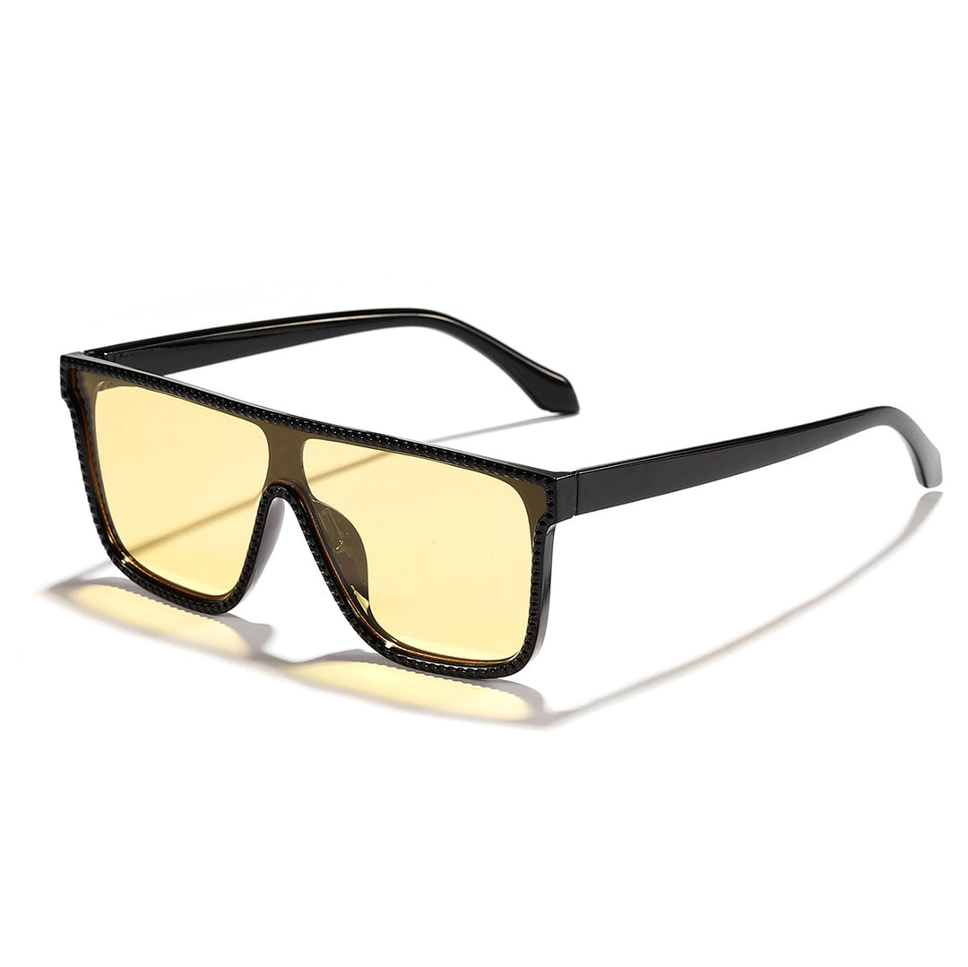 Dame futuristisk motesolbrille med bred ramme og kontrasterende glass Skanto