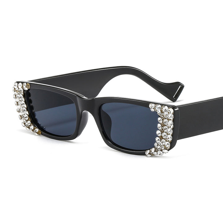 Dame ekstravagant smykkestein solbrille Skanto