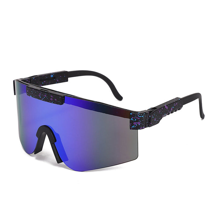 Dame Sporty Statement Solbrille i moderne design Skanto