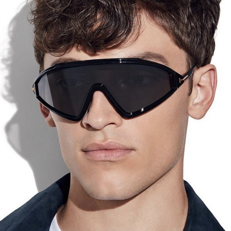Dame sport solbrille med aerodynamisk design og UV-beskyttelse Skanto