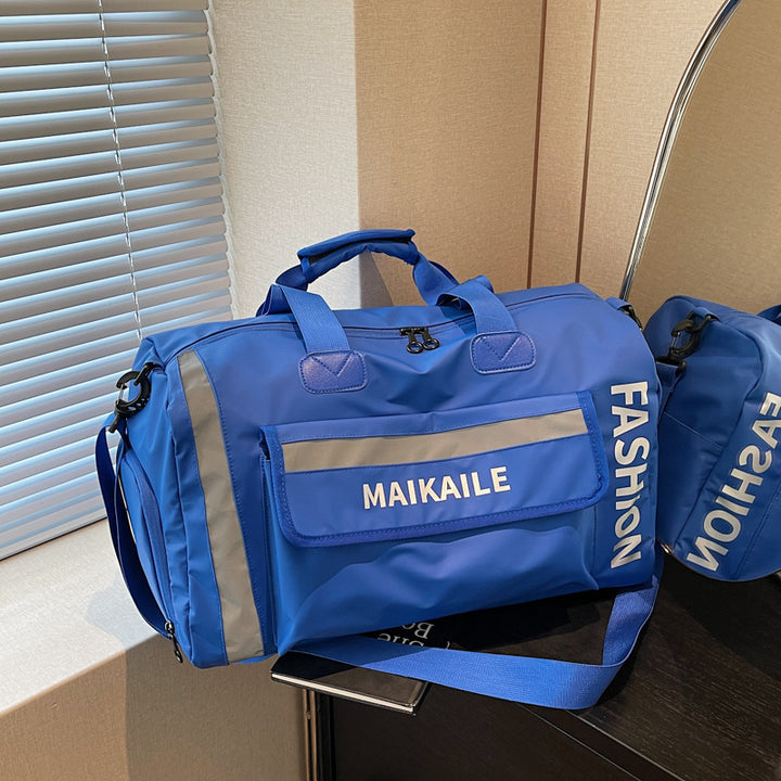 Sporty Duffel Bag With Extensive Organization Options Skanto